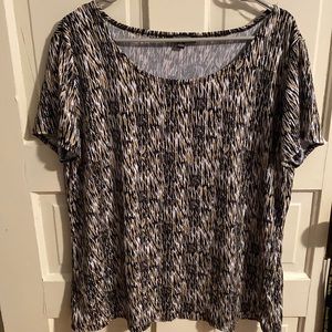 Notations short sleeved dress shirt.